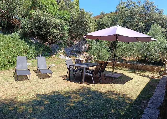 Garden Pjescana Uvala