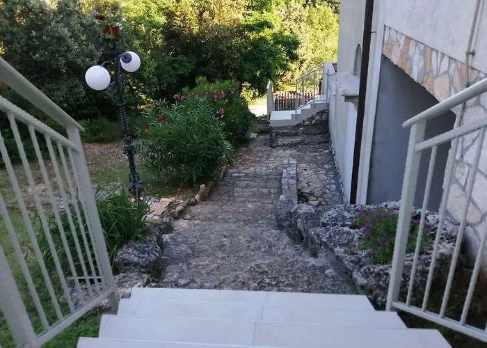 Garden Διαμέρισμα *